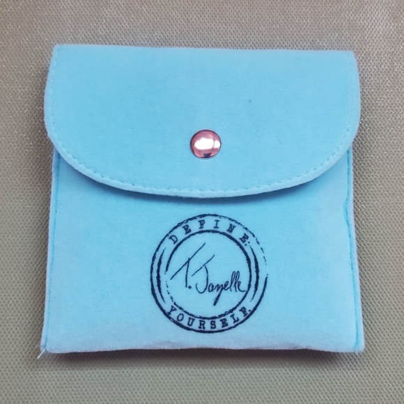 T. Jazelle Pink And Teal Beaded Bracelets - Picture 4 of 6